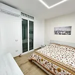 Luxury Tugurio