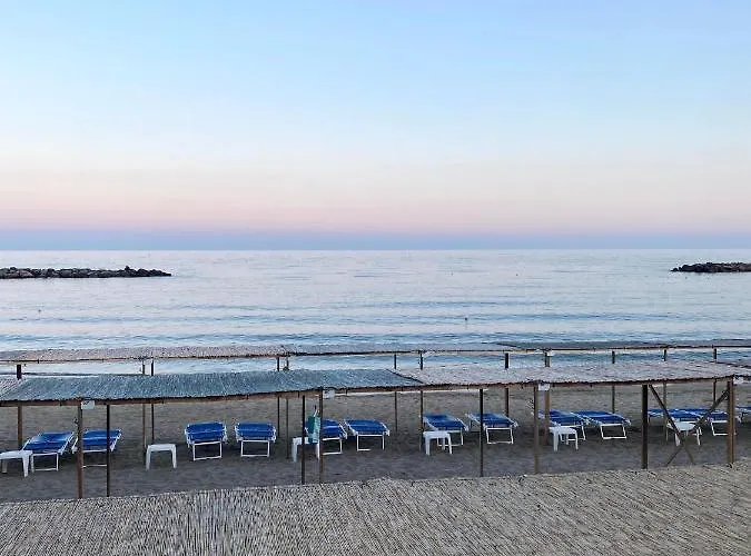 Luxury Tugurio Hébergement de vacances Arma di Taggia